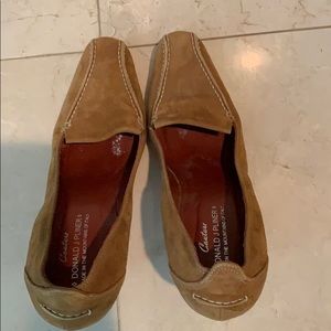 Donald Pliner Couture Suede Pump